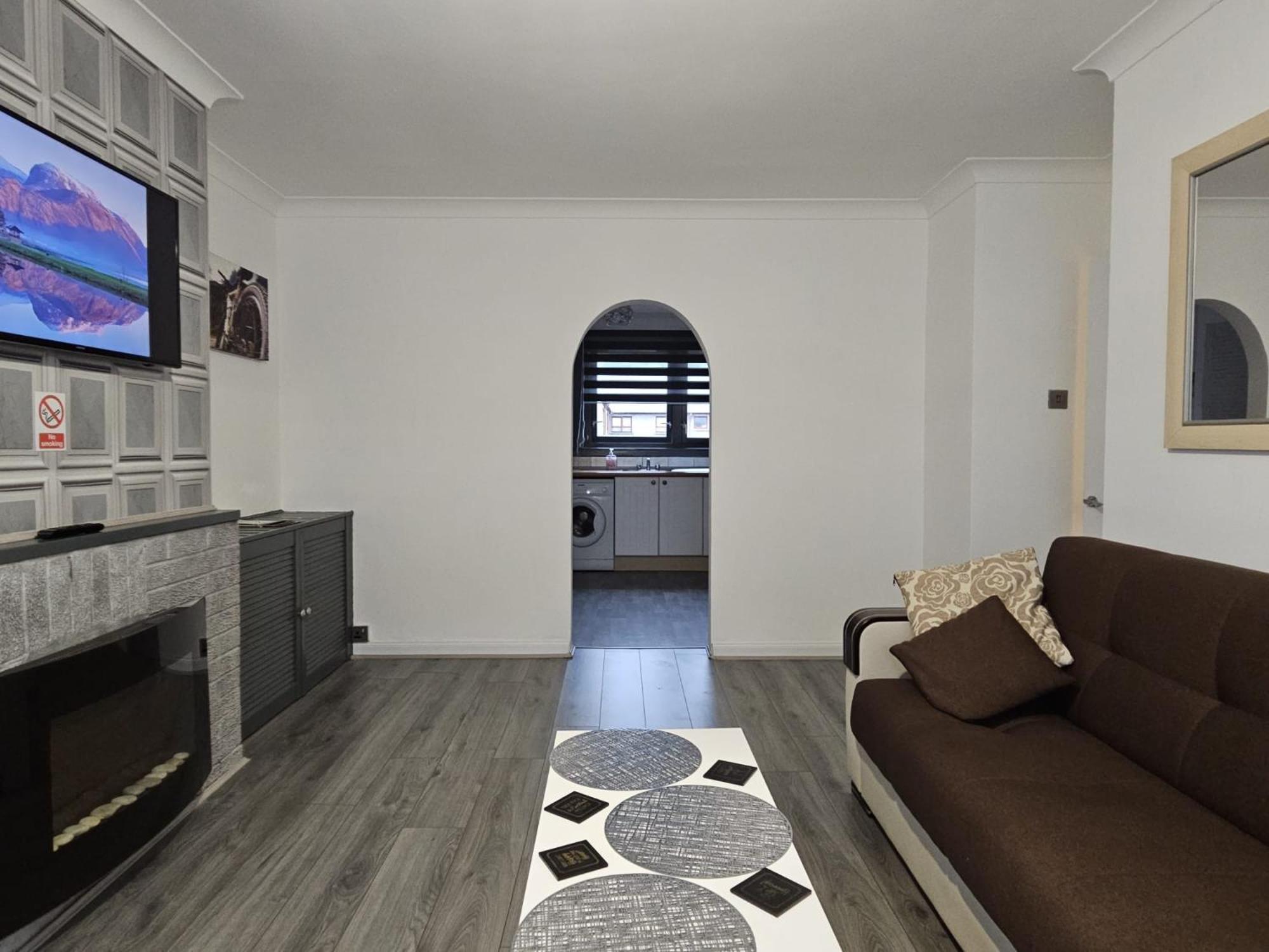 Regina Apartment In Fort William Exteriör bild