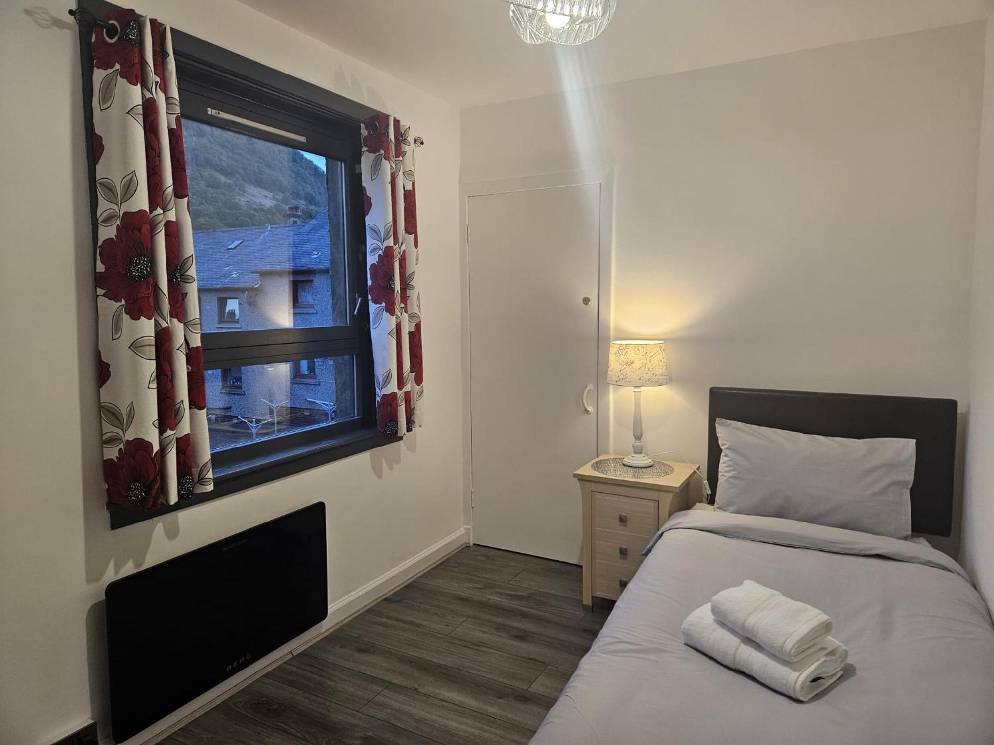 Regina Apartment In Fort William Exteriör bild