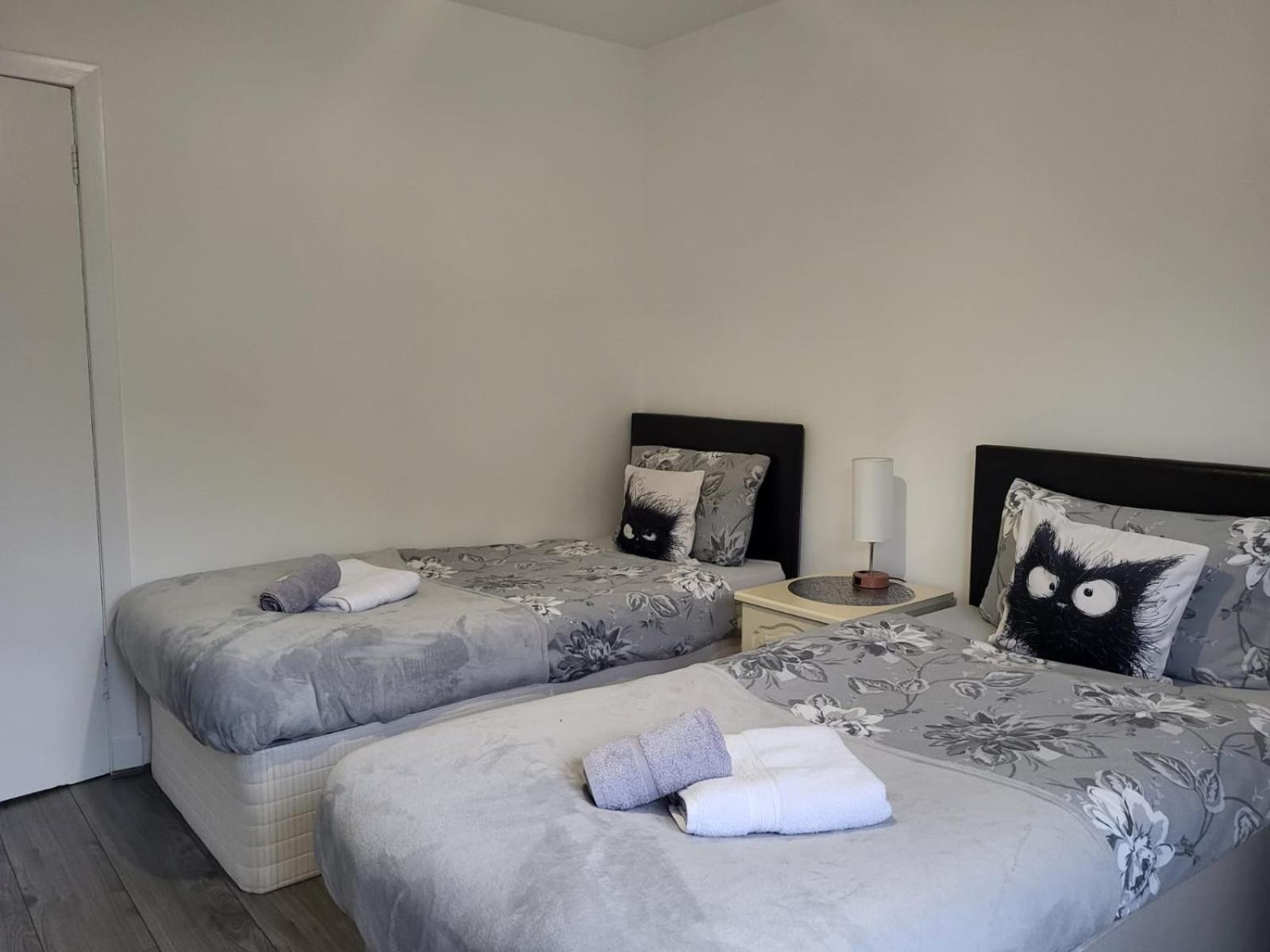 Regina Apartment In Fort William Exteriör bild