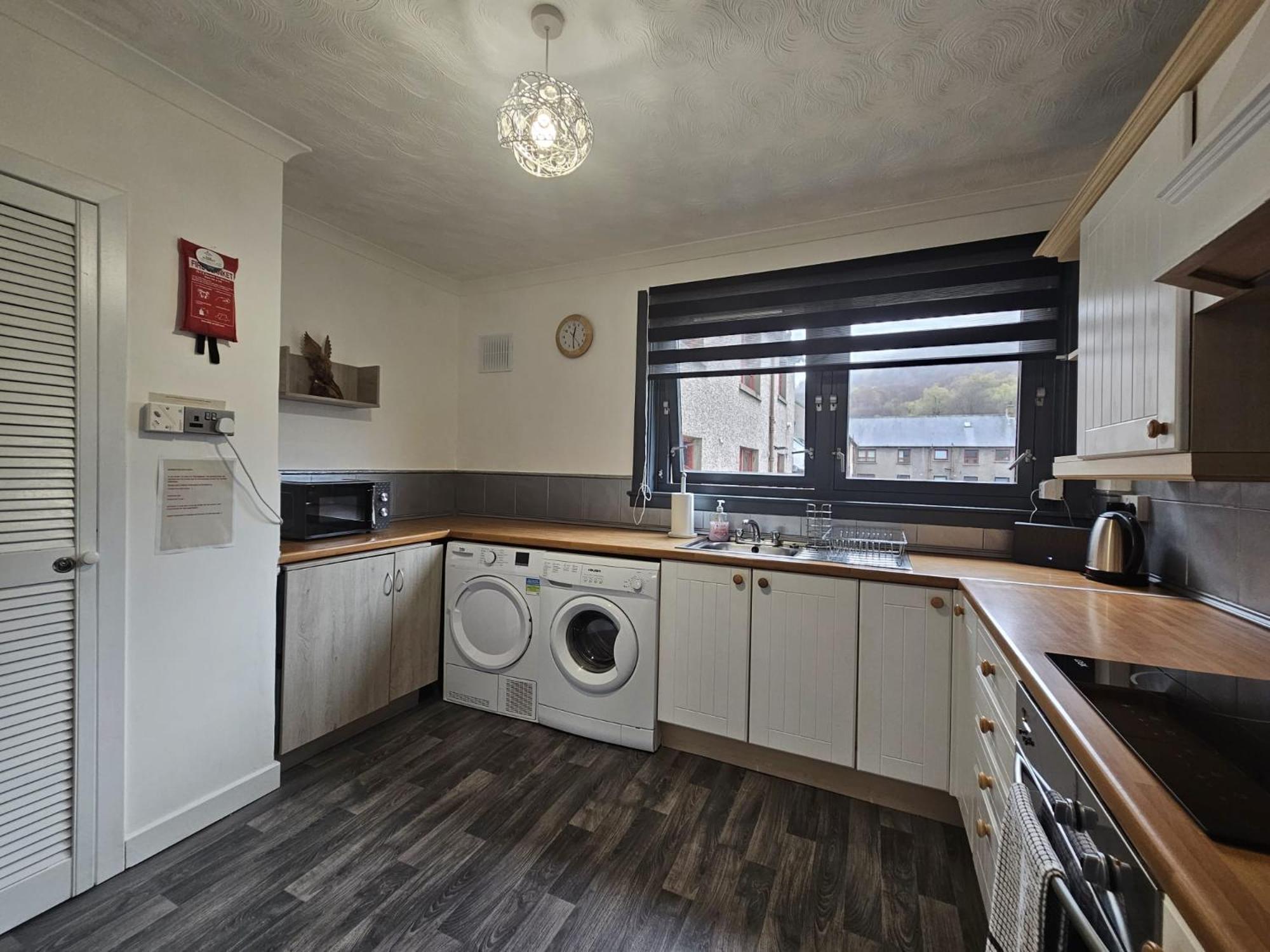 Regina Apartment In Fort William Exteriör bild